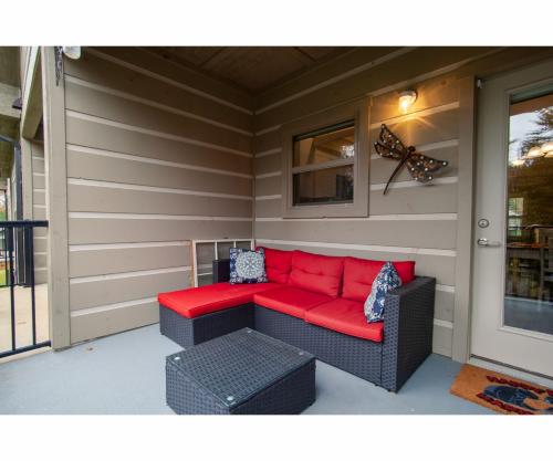 Otter Place - Mountain View and Community Pool – Photos 5