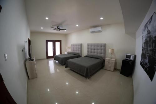21 Suite with Jacuzzi a shared pool – Photos 4