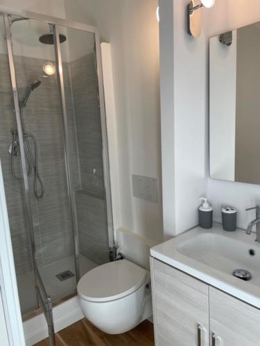 A bathroom at Appartamento bomboniera via Marghera 37