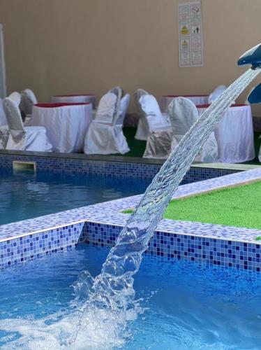 Bazén v ubytování Ibra Plaza Hotel nebo v jeho okolí