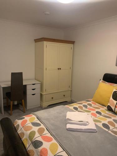 Beautiful Room In Lancing – Photos 2