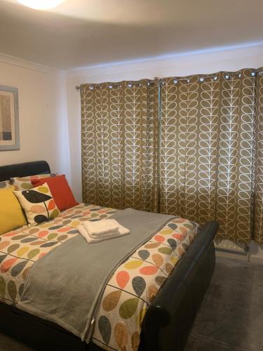 Beautiful Room In Lancing – Photos 4