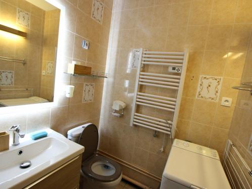 Ванная комната в Appartement Chamrousse, 2 pièces, 6 personnes - FR-1-549-82