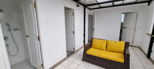 Ruang duduk di Kadal The Beach House