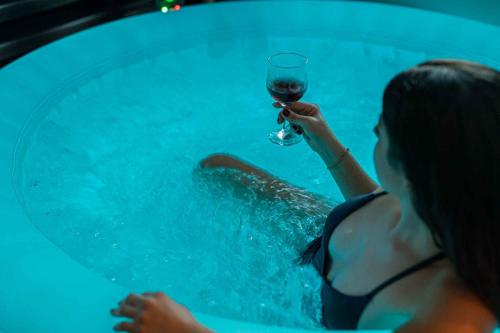 パライオス・アギオス・アタナシオスにあるVORAS 180° VIEWの女