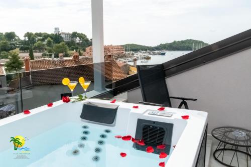Gambar di galeri bagi Villa Green Palm di Vrsar