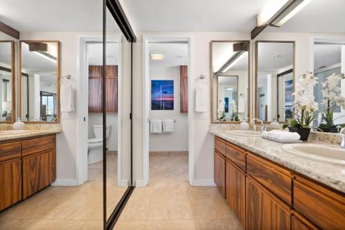 Spacious Waikiki Beach 2BR-Ocean View-Free Parking_3