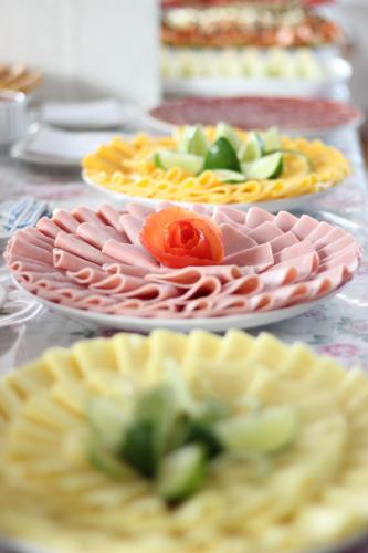 Mad på hotellet eller i nærheden