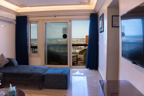 Ένα ή περισσότερα κρεβάτια σε δωμάτιο στο Gleem Luxury Apartments Elite