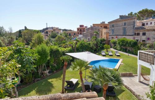 Casa Pont Roma Private Pool walk to restaurants