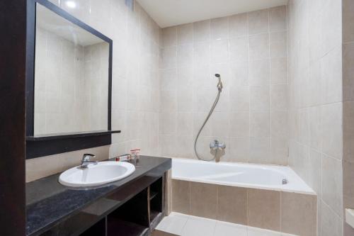 Gallery image of OYO 482 Anika Guest House in Kuta