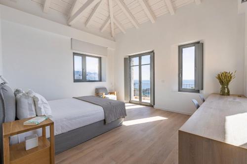 Ένα ή περισσότερα κρεβάτια σε δωμάτιο στο Villa Nupadi