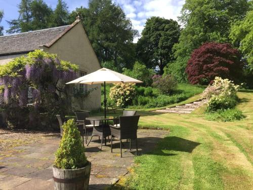 Zahrada ubytování Charming Rural Cottage in Kippen Stirlingshire