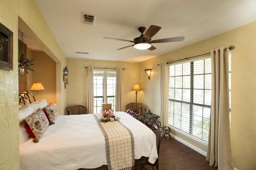 Gallery image of Lakehouse Bed and Breakfast in Canyon Lake