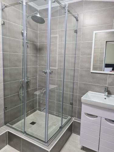 Un baño de Гостиничный комплекс Адал