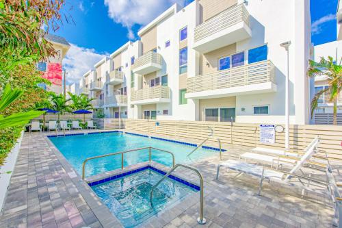 14th & Ocean Townhomes 1387 – Photos 2