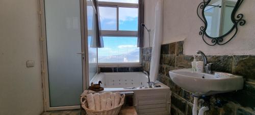 Ванна кімната в Sanabl Druze Hospitality
