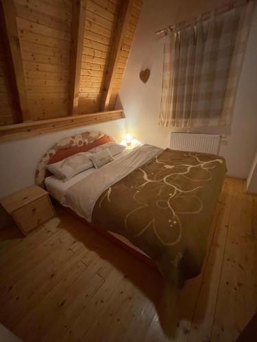 Cama o camas de una habitación en Vikendica Vjeverica