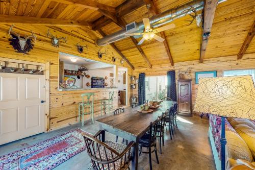 Doss Hideout Lodge – Photos 5