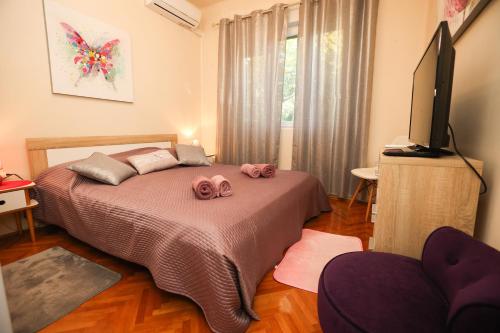 Postel nebo postele na pokoji v ubytování Holiday Home Bura
