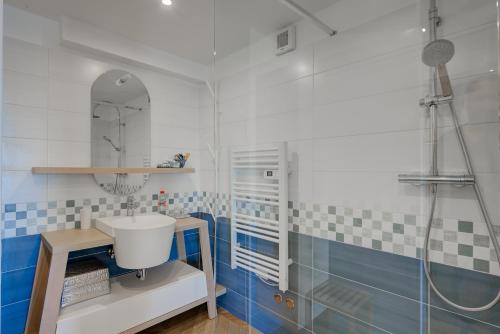 Phòng tắm tại Villa Eze Vue Mer