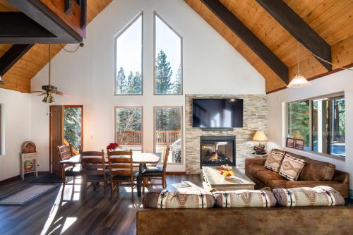 North Shore - Cozy Cabin – Photos 3