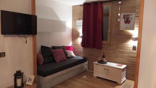 PARADISKI-BELLE PLAGNE, Altitude 2050m, APPART skis aux pieds 4 personnes