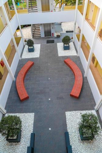 Χώρος καθιστικού στο Cosmos Hotel