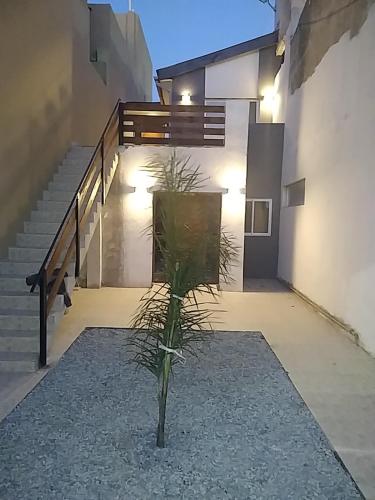 Το κτήριο όπου στεγάζεται  το διαμέρισμα