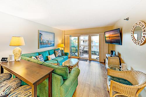 Gallery image of Waterview Condo Unit 204 in Clearwater Beach