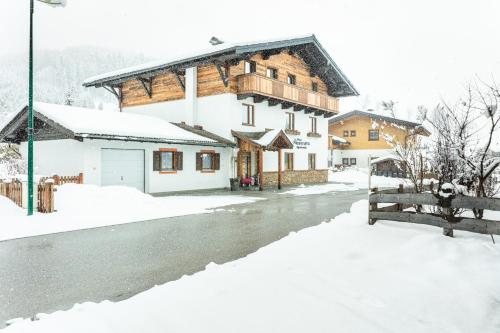 Haus Alexandra v zimě