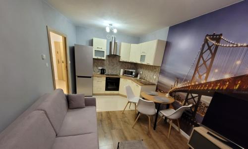 Η κουζίνα ή μικρή κουζίνα στο Apartament Warszawska 26 - Klimatyzacja