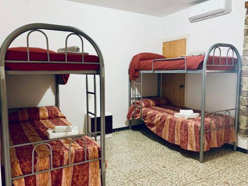 Casa Rural la Huerta, Casas de los Pinos, Spain - Booking.com