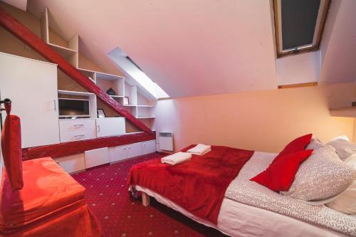 Ένα ή περισσότερα κρεβάτια σε δωμάτιο στο Residence B&B La Fontaine Aparthotel