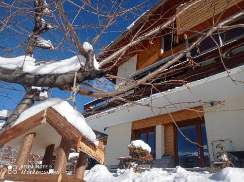 L'établissement RDC Villa plein sud avec vue imprenable en hiver