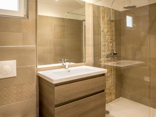 Ένα μπάνιο στο Holiday Home A Suara-1 by Interhome