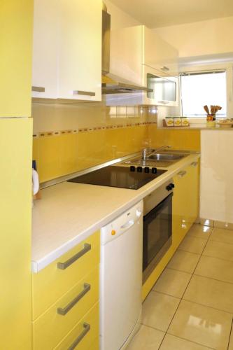 Apartment Lili-1 by Interhome