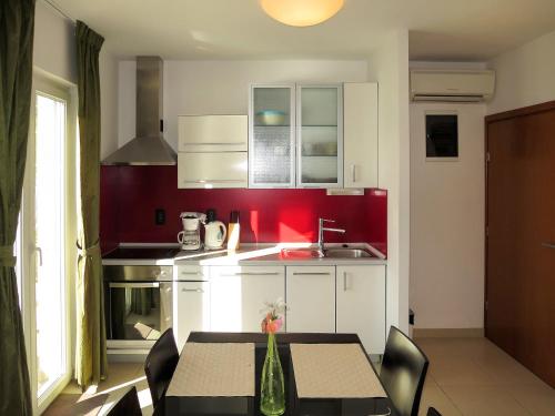 Apartment Milevoj-5 by Interhome