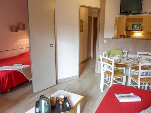 Apartment Jonquilles-7 by Interhome