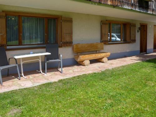 Apartment Chalet Chiebrendli by Interhome