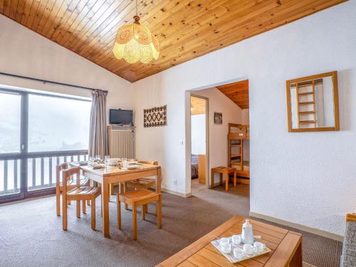 Apartment Jettay Aigle 17 by Interhome
