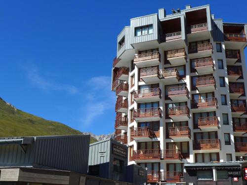 Apartment Le Curling B - Val Claret-21 by Interhome