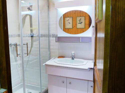 Apartment Les Charmoz-3 by Interhome