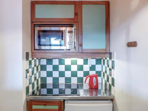 Apartment Le Chamois Blanc-10 by Interhome