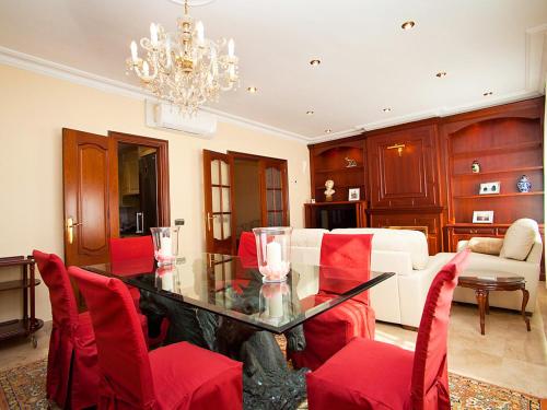Apartment Pg Gracia - Valencia by Interhome