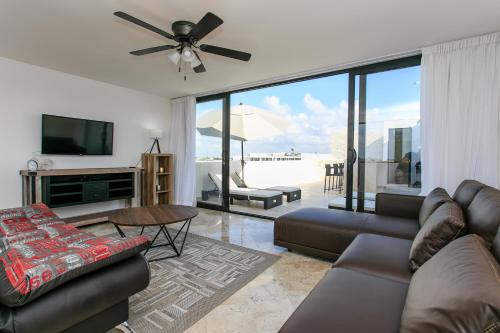 Gallery image of A-Nah Apartments, Rooftop Pool, walking distance to 5th avenue in Playa del Carmen
