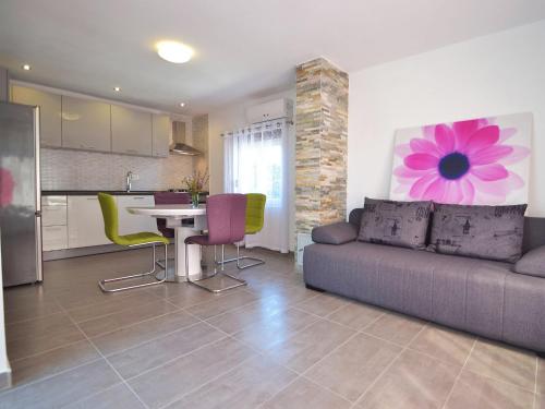 Kuchyň nebo kuchyňský kout v ubytování Holiday Home Ivan by Interhome