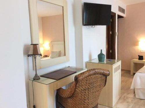 Hotel Doña Lola Zahara