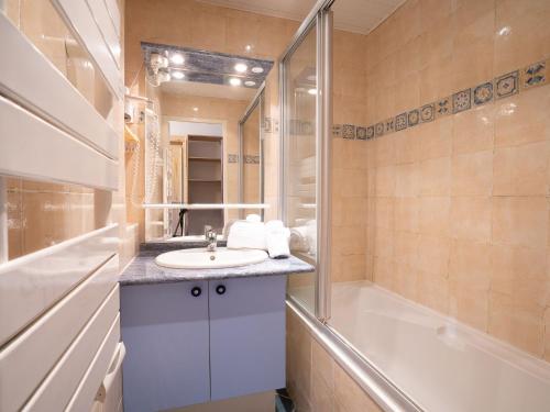 Studio Le Slalom - Val Claret-5 by Interhome