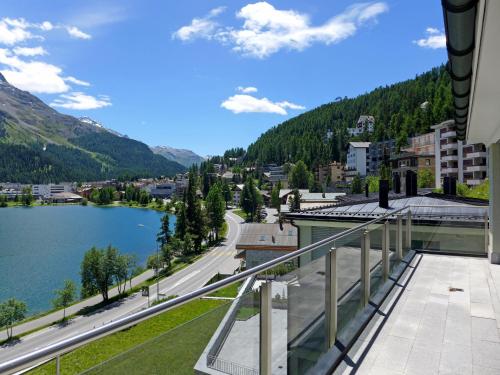 Apartment Chesa Spuonda Verde 1-7 by Interhome